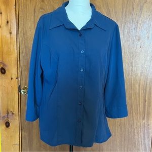Women’s long sleeve button down top